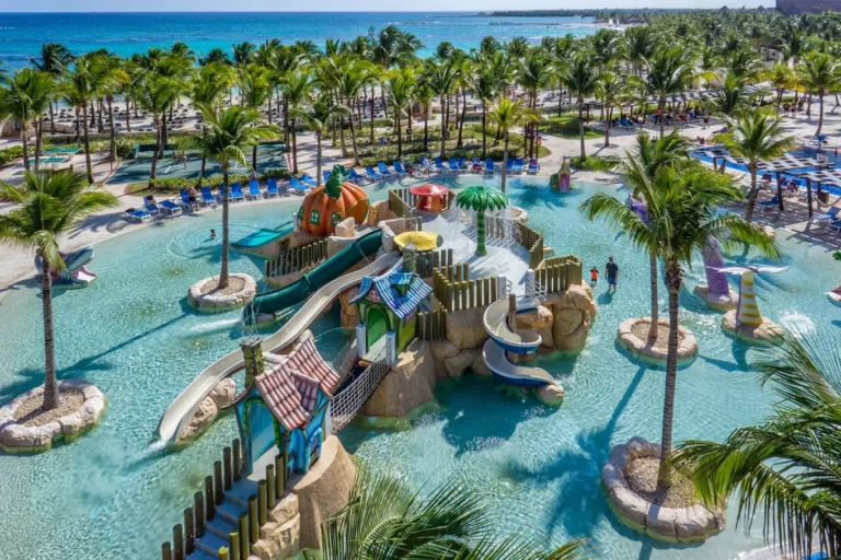 18 Best Family Resorts in Mexico Everyone Will Love